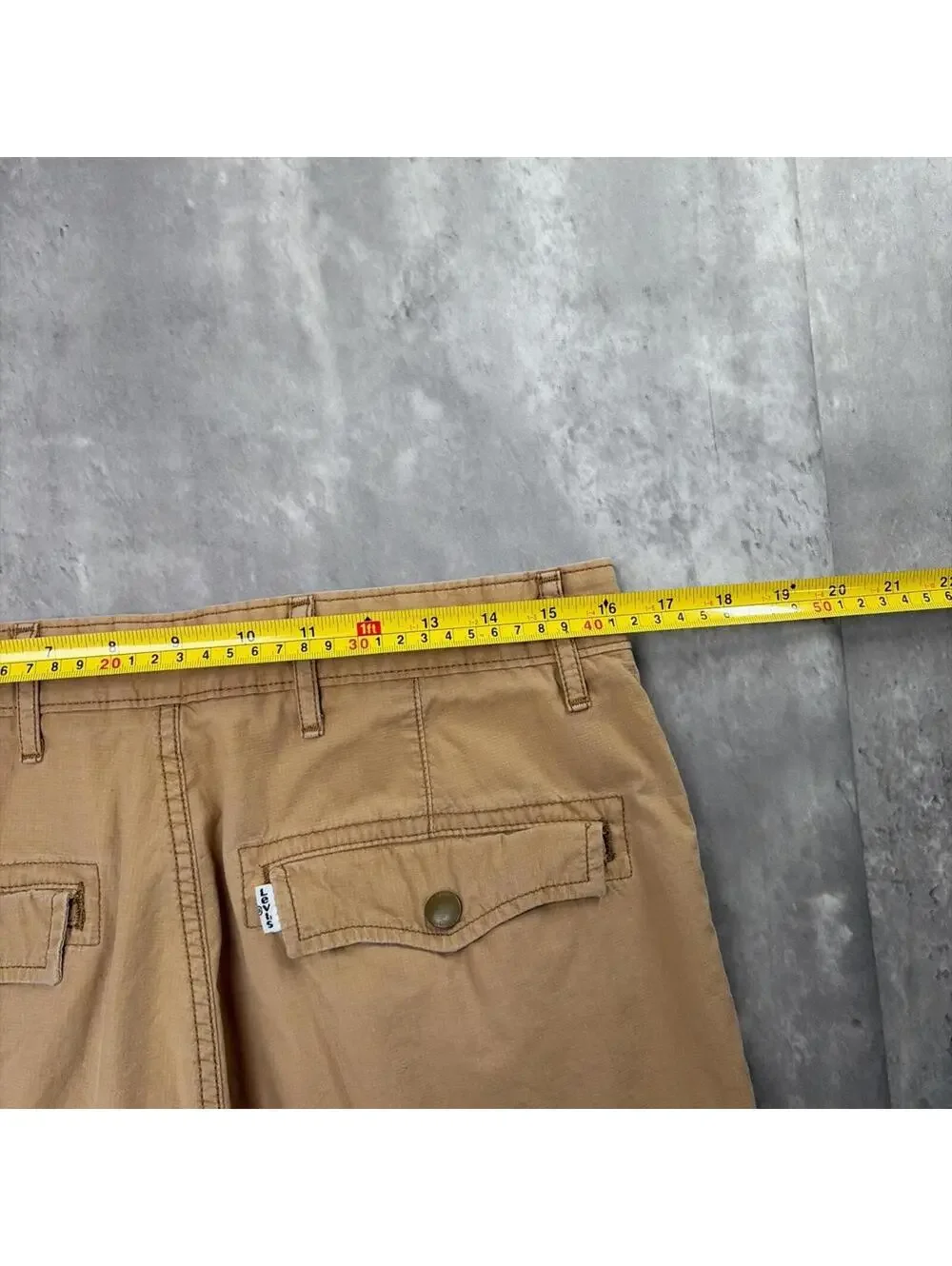 Levi's Tan Cargo Shorts